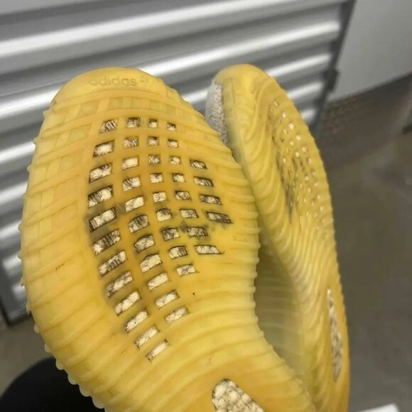 Adidas Yeezy Boost 350 V2 Cream White Triple CP9366  Size 4.5 US Men Used No Box - Picture 7 of 8